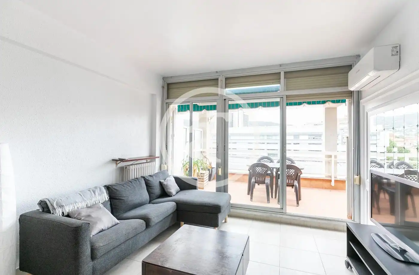 Sala d'estar de Pis de lloguer en  Barcelona Capital amb Aire condicionat, Calefacció i Moblat