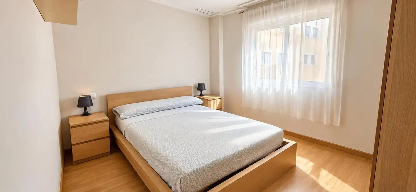 Flat for rent in Plaza Crevillente - Antiguos Juzgados - El Asilo