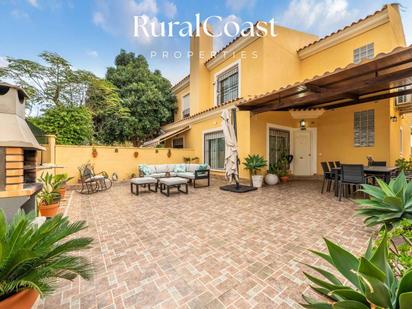 Vista exterior de Casa o xalet en venda en El Campello amb Aire condicionat, Calefacció i Terrassa