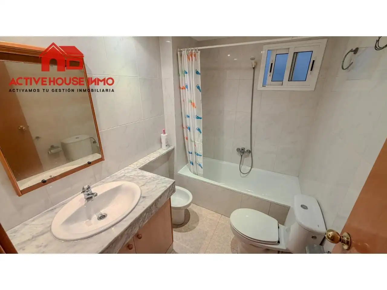 Badezimmer von Wohnung zum Verkauf in La Ràpita mit Klimaanlage, Terrasse und Möbliert