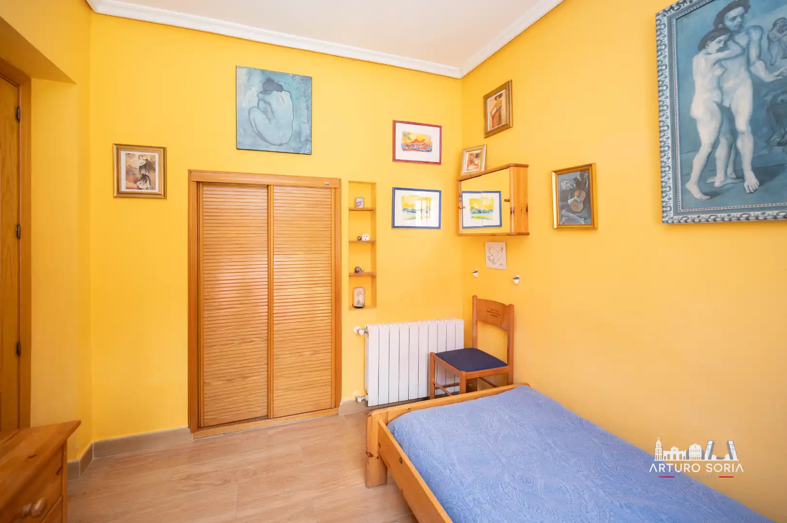 Habitación de Casa o chalet en venta en Madrid con Calefacción y Jardín privado