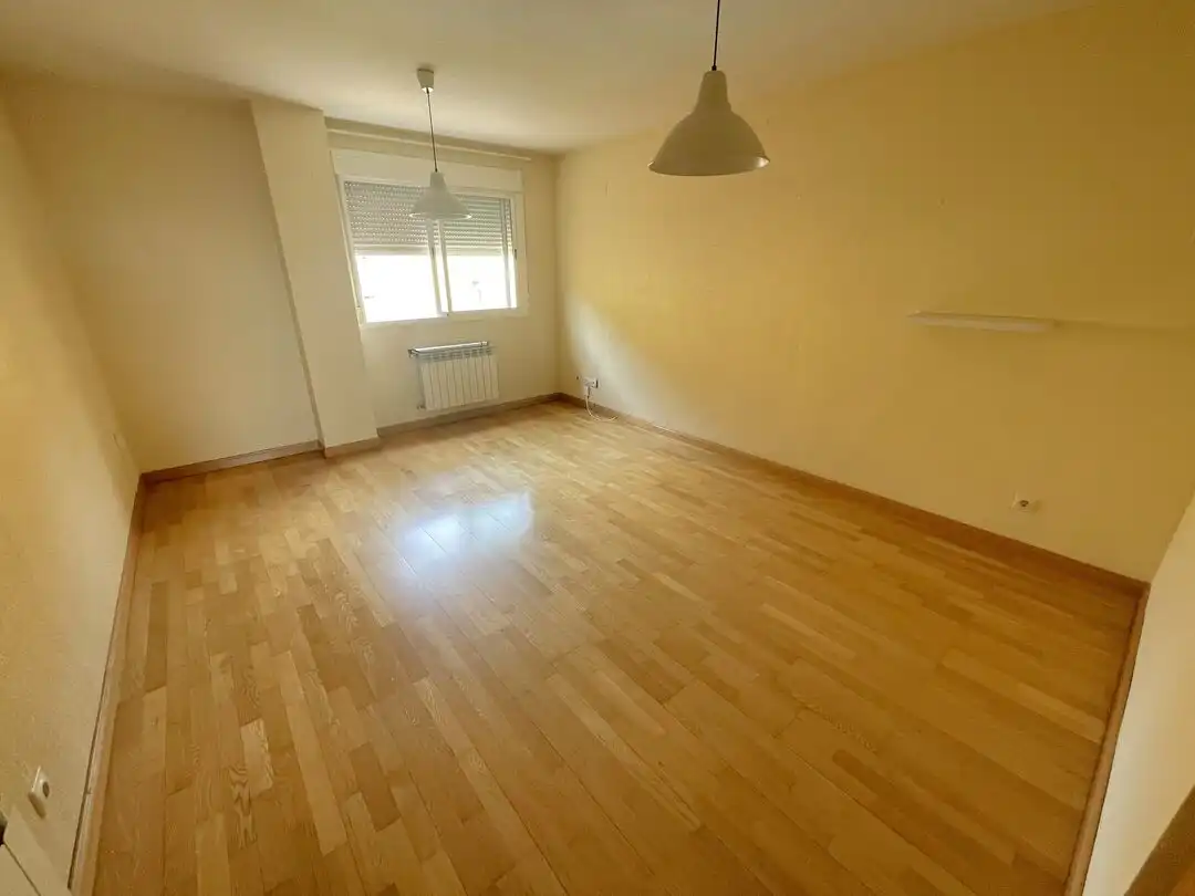 Bedroom of Duplexes for sale in Toledo  with Heating and Swimming Pool