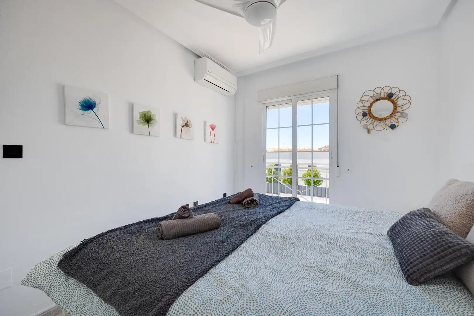 Bedroom of Attic for sale in Orihuela Costa