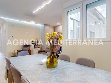 Àtic amb ascensor en venda a Extramurs
