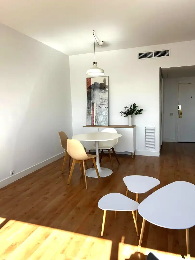 Comedor de Apartamento de alquiler en Madrid con Aire acondicionado, Calefacción y Parquet