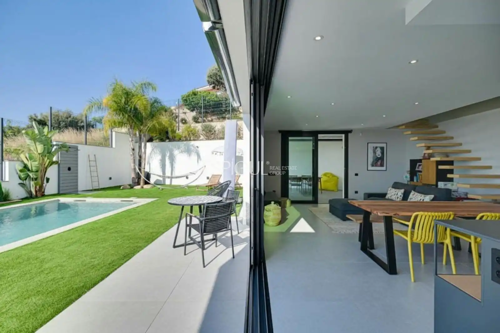 Terrassa de Casa o xalet en venda en Santa Susanna amb Calefacció, Jardí privat i Terrassa