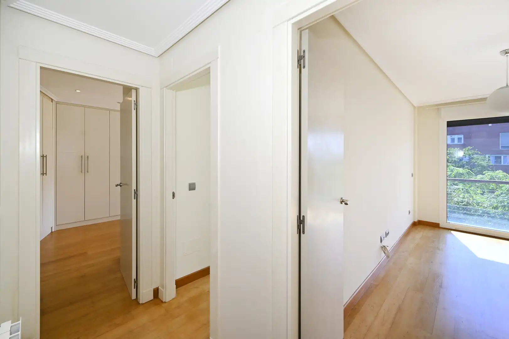 Flat for rent in Avenida Doctor Diego Madrazo, Valdenoja
