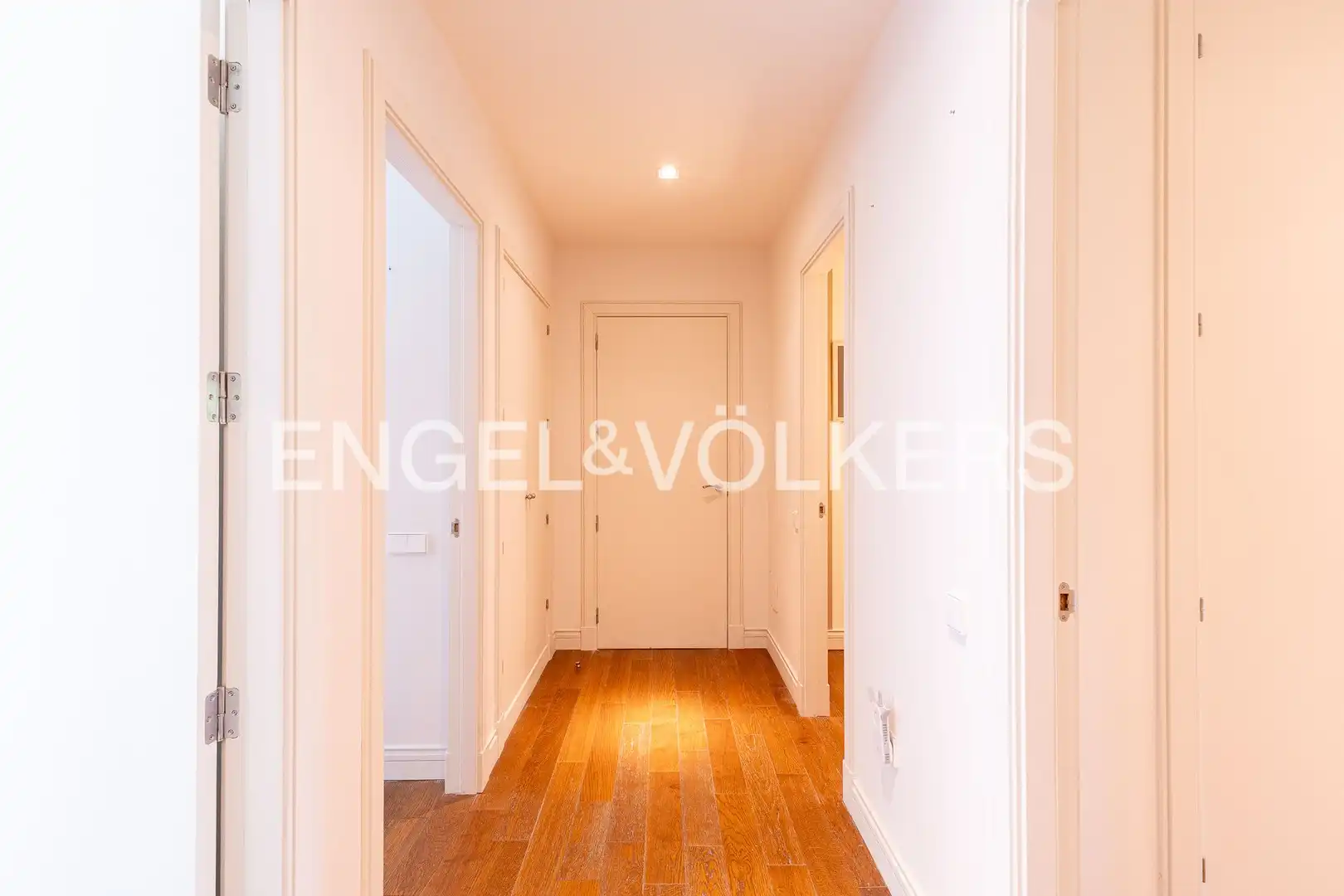 Apartament de lloguer en Madrid amb Aire condicionat, Calefacció i Jardí privat