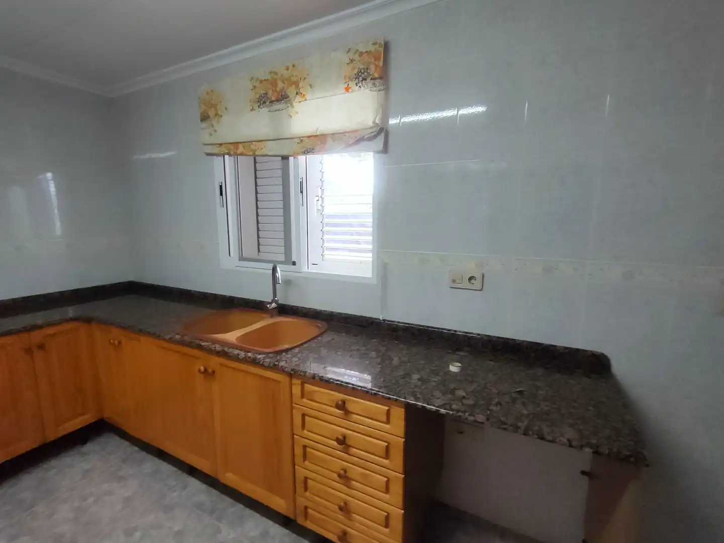 Cocina de Casa o chalet en venta en Chiva con Jardín privado, Terraza y Trastero