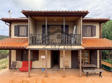 House with pool for sale in Carrer Carrer Can Badia Vell