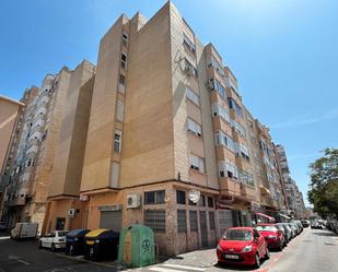 Vista exterior de Local en venda en  Cádiz Capital