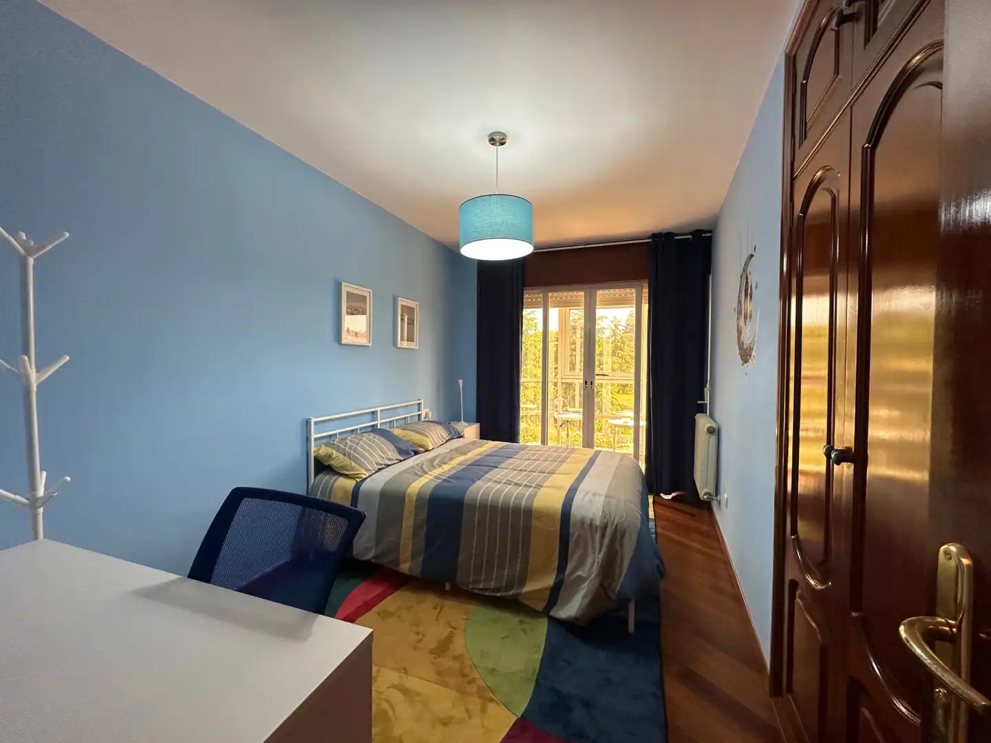 Bedroom of Flat for rent in Santiago de Compostela   with Heating, Furnished and Oven