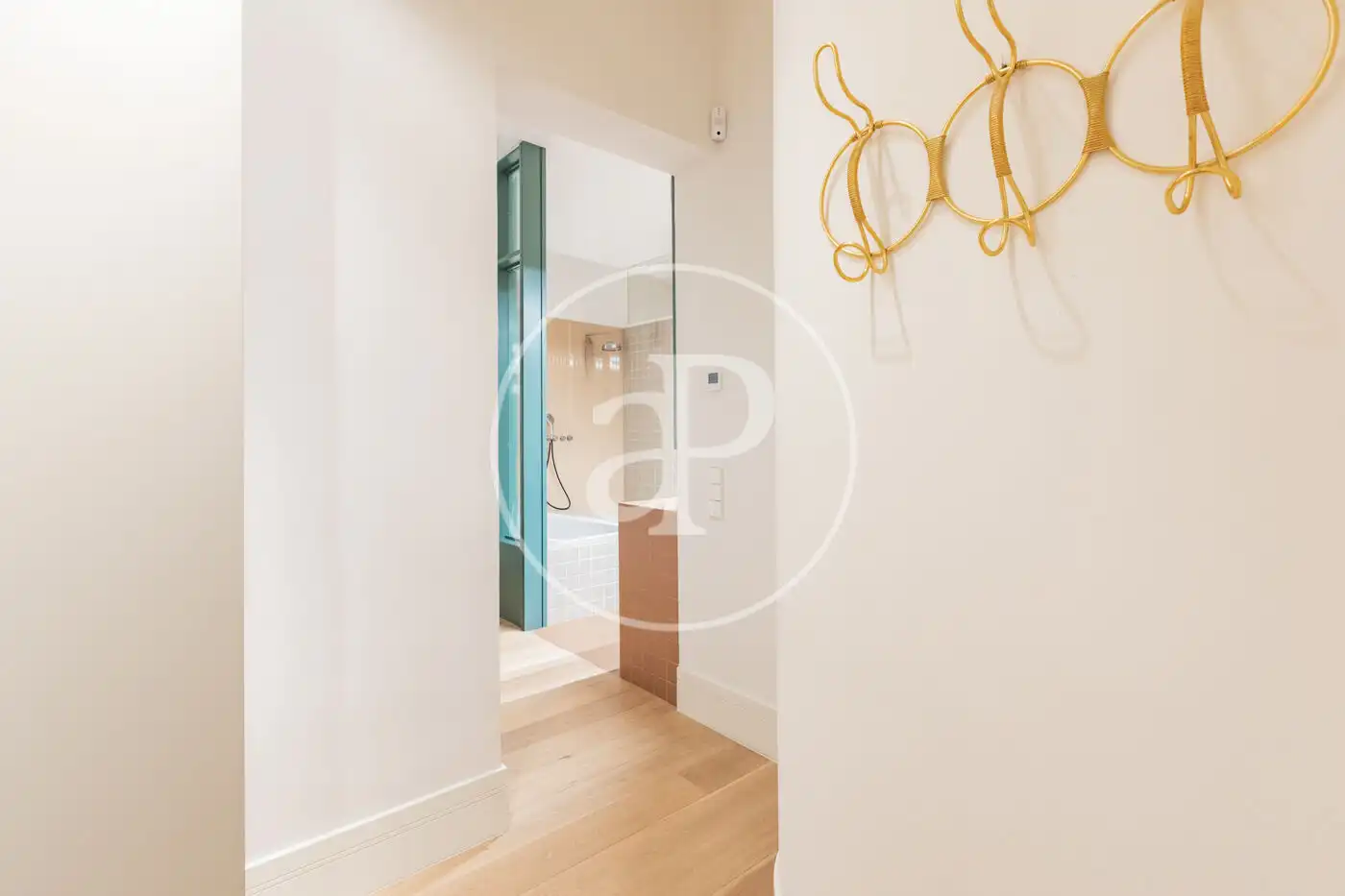 Wohnung zur Miete in Madrid mit Klimaanlage, Heizung und Privatgarten