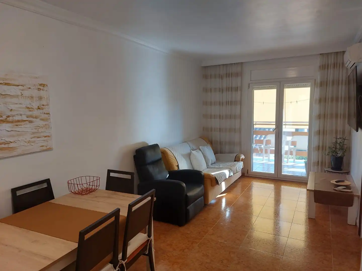 Piso en venta en FIGUERES, Castelló d'Empúries