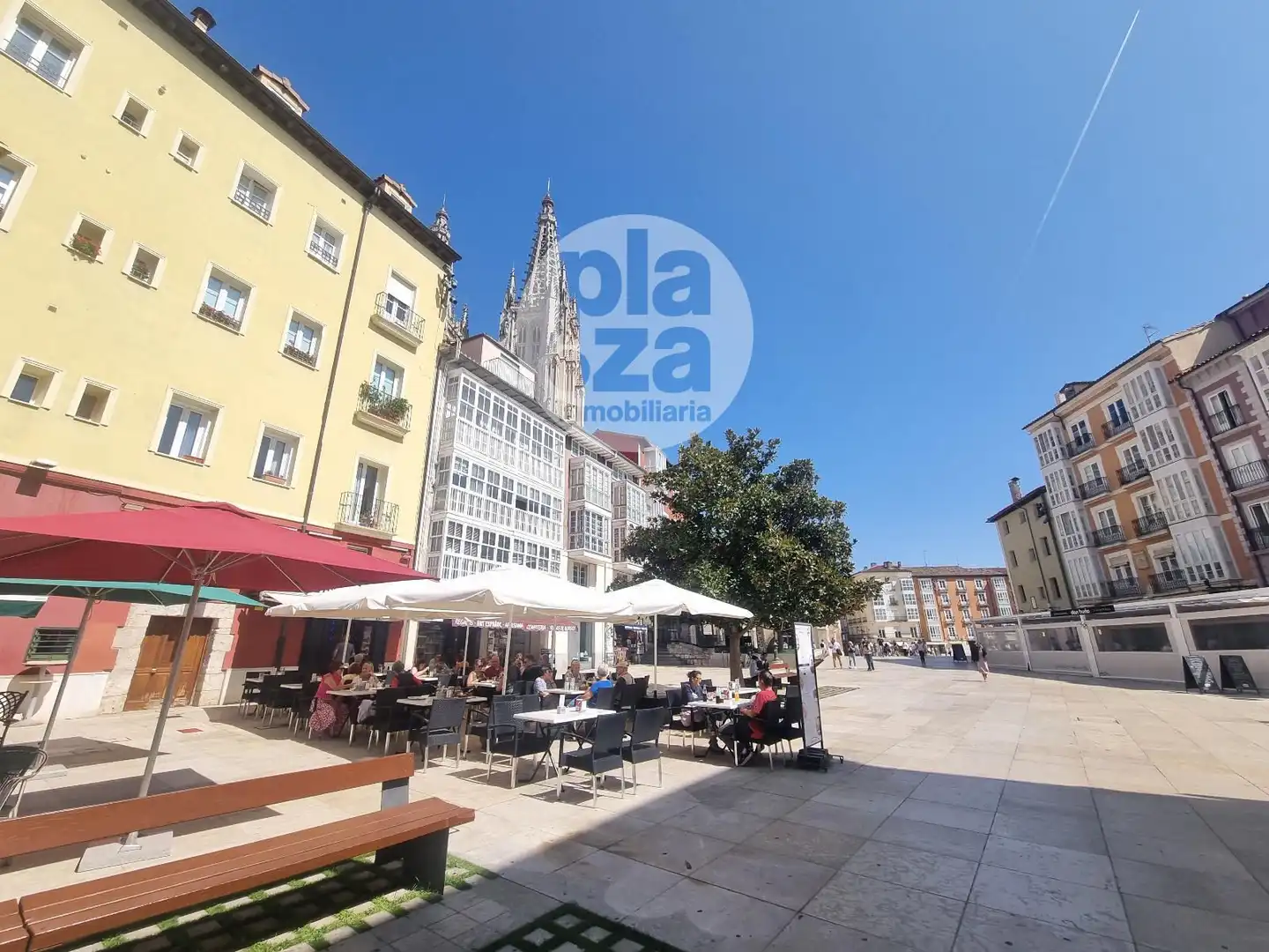 Vista exterior de Àtic en venda en Burgos amb Calefacció