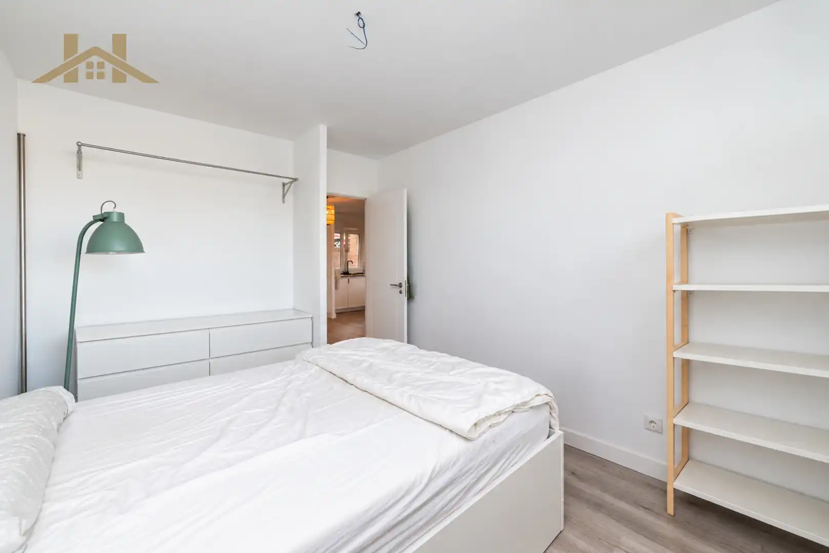 Apartamento con piscina en venta en Calle Navarredonda 15, imagen 10