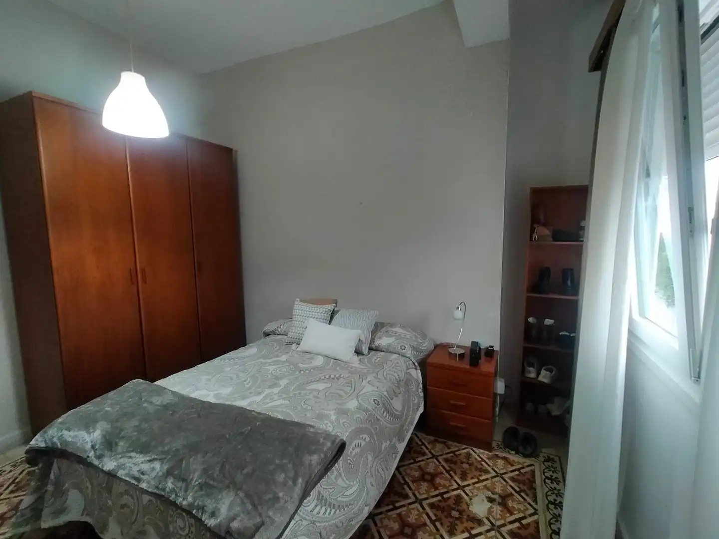 Schlafzimmer von Dachboden zum Verkauf in La Línea de la Concepción mit Terrasse und Abstellraum