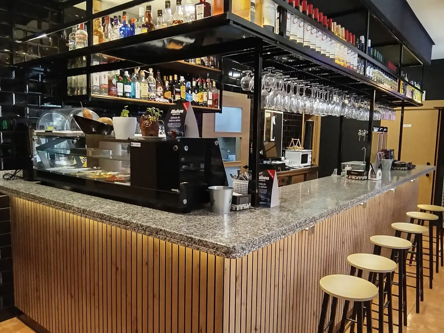 Local comercial en venda a Calle del Pergamino, imagen 3