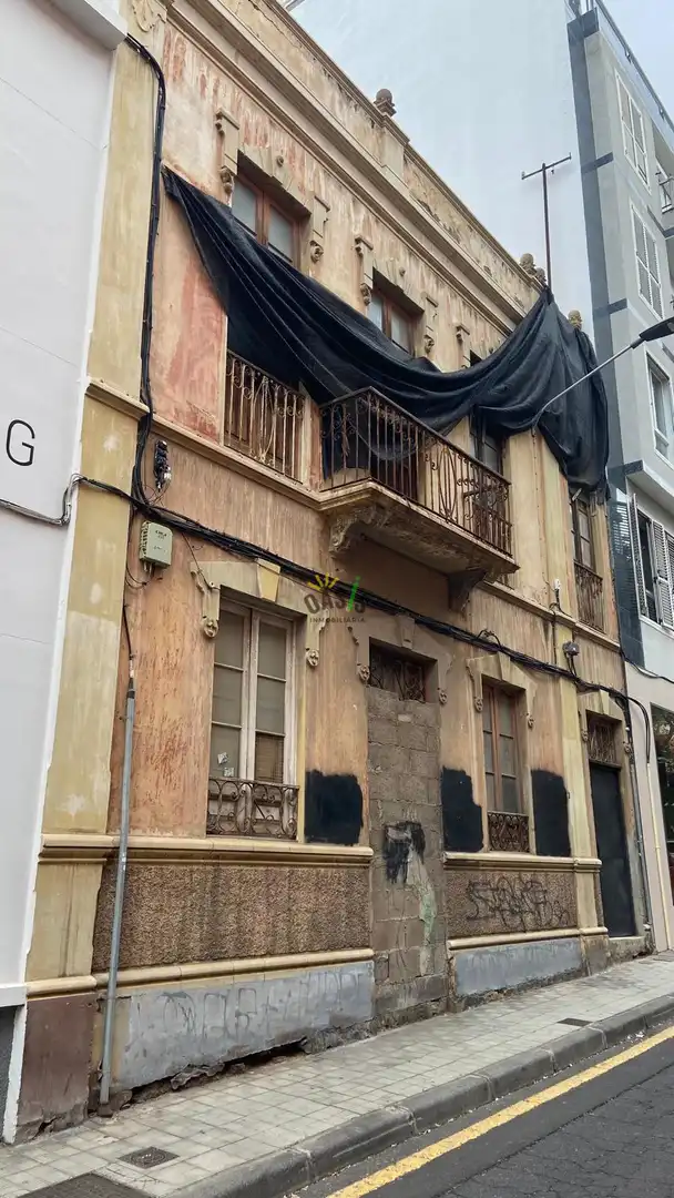 Außenansicht von Residential zum Verkauf in  Santa Cruz de Tenerife Capital
