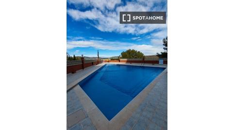 Foto 2 de Estudi per a compartir a Vallpineda - Santa Bàrbara, Barcelona