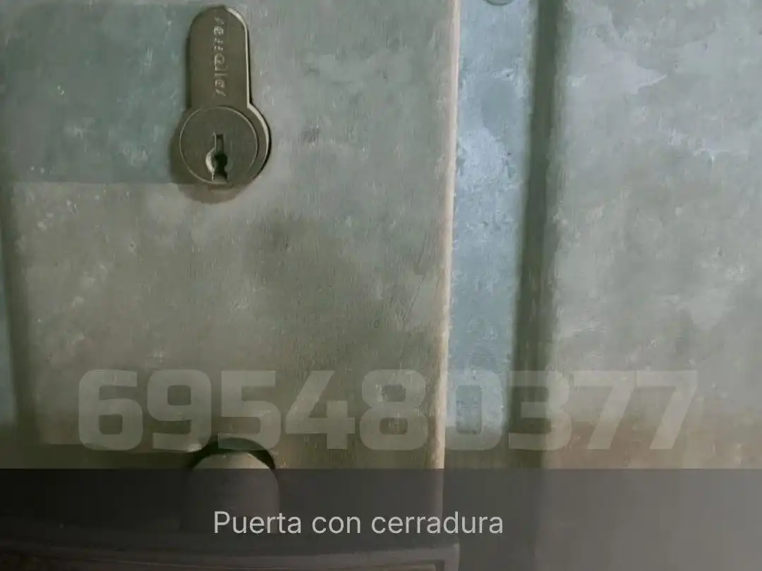 Parking de Garaje en venta en Alicante / Alacant con Alarma