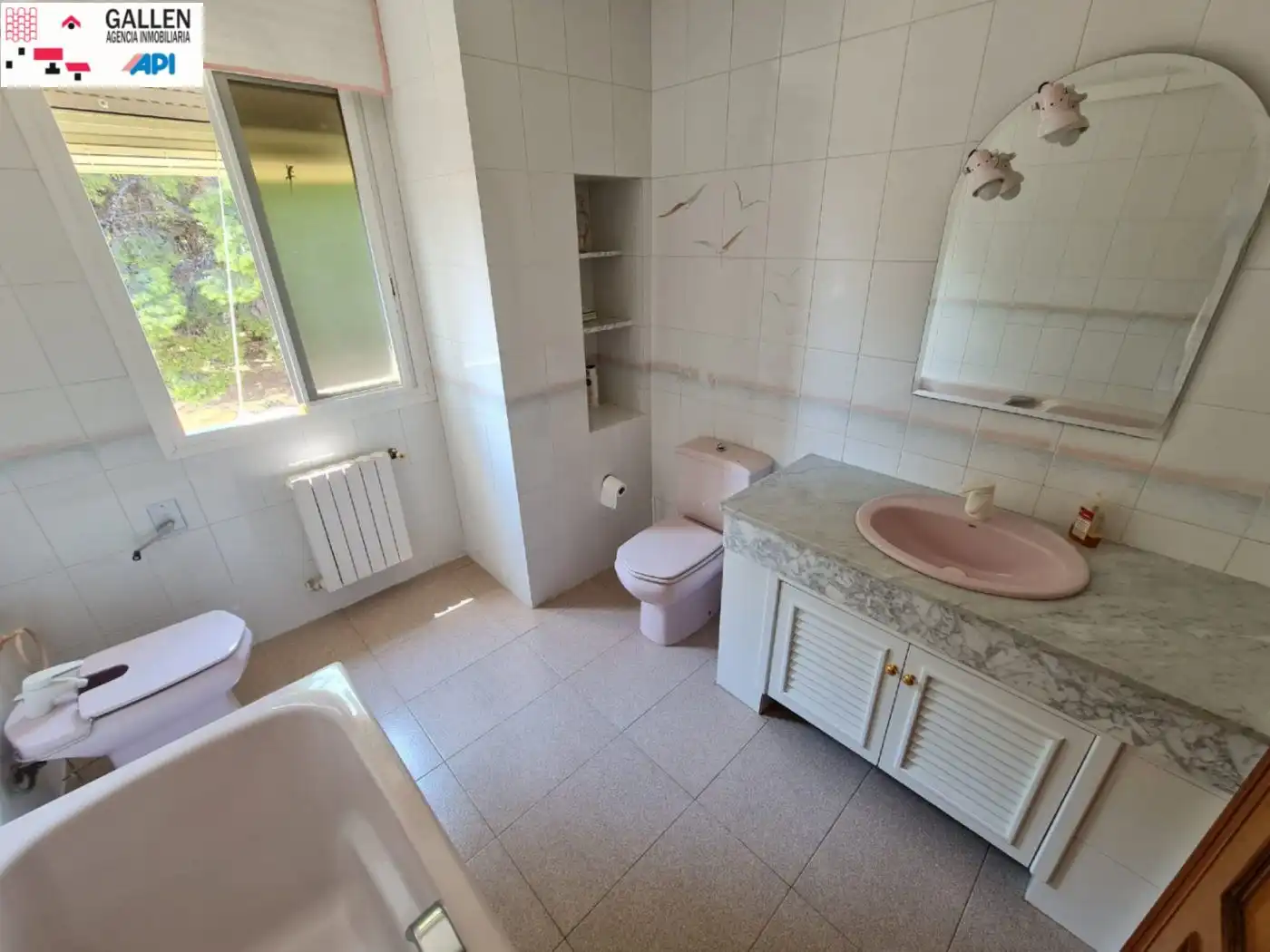 Casa o xalet en venda a Montornés - Las Palmas - El Refugio