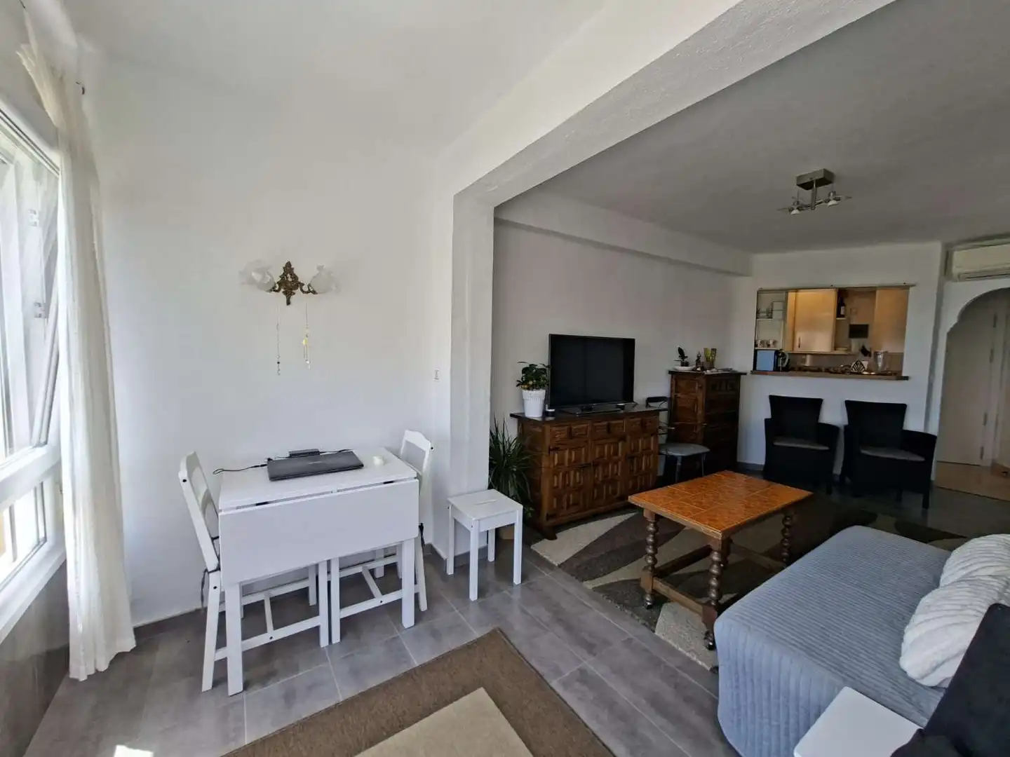 Living room of Study for rent in Algarrobo  with Air Conditioner, Swimming Pool and Furnished