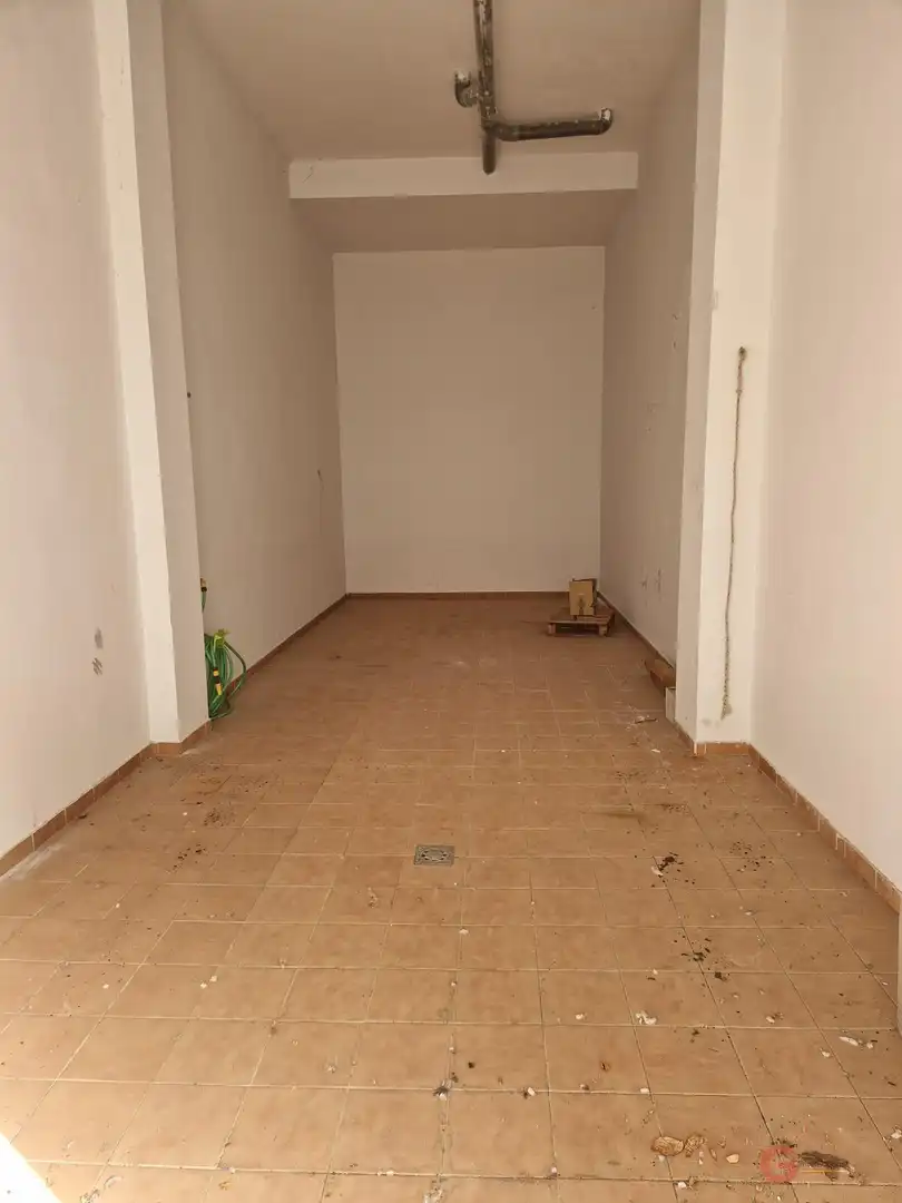 Garage zum Verkauf in Otívar
