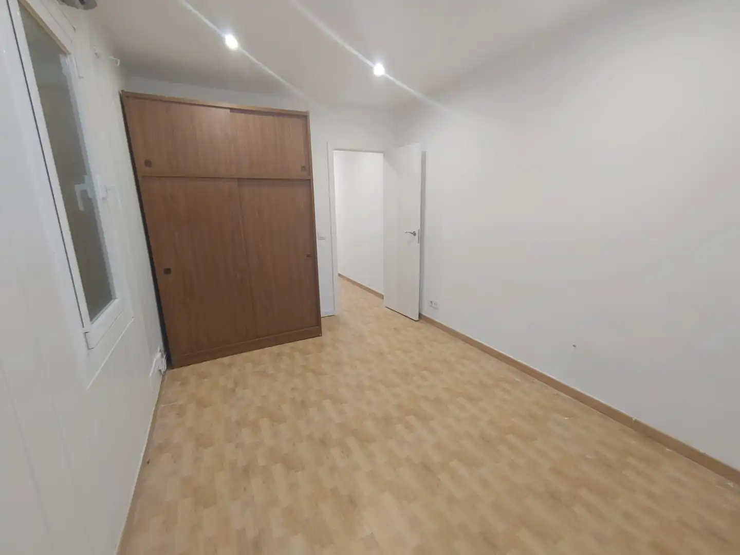 Estudio de alquiler en Barcelona con Calefacción, Amueblado y Lavadora