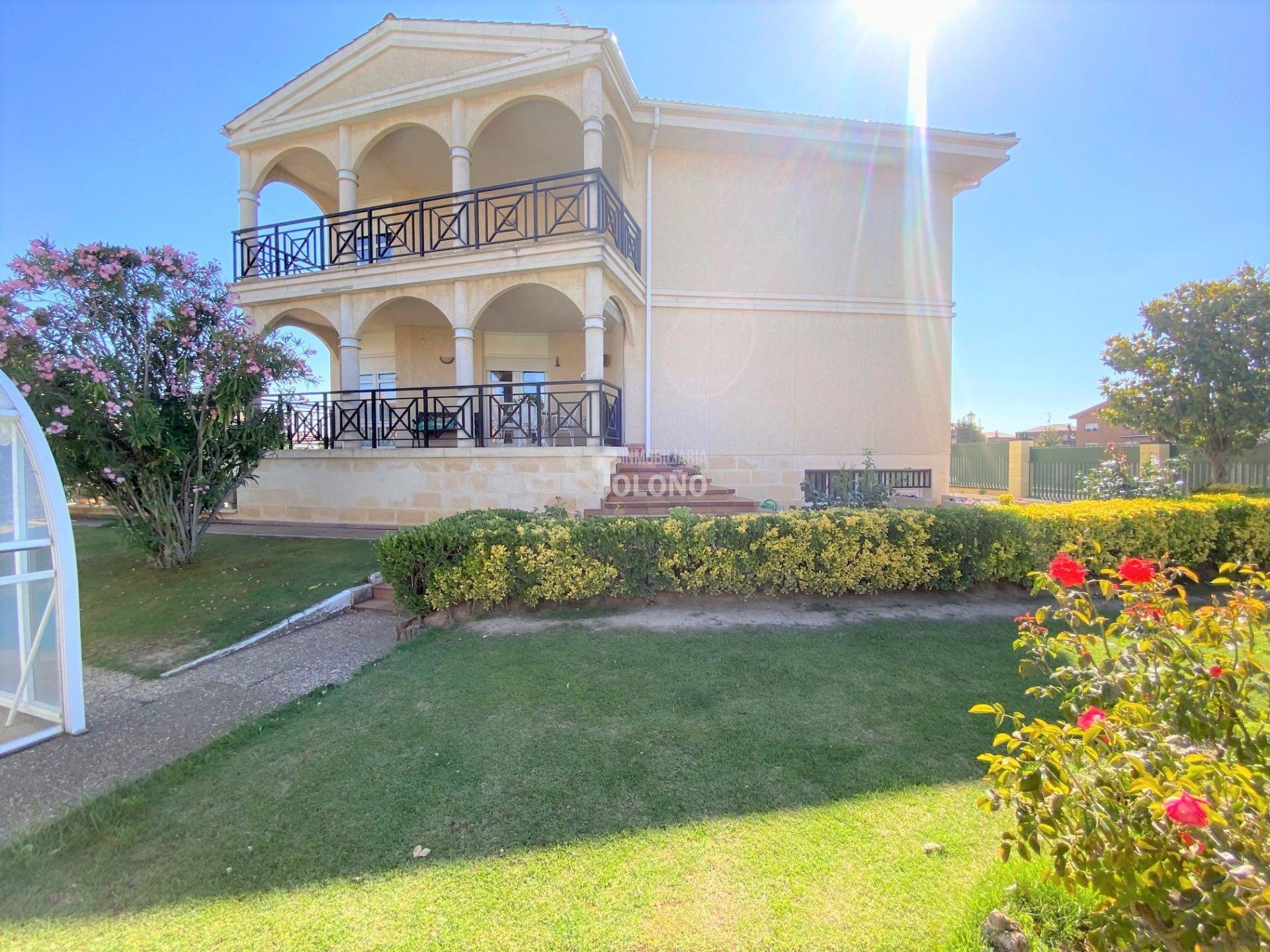 Vista exterior de Casa o xalet en venda en Casalarreina amb Calefacció, Jardí privat i Parquet