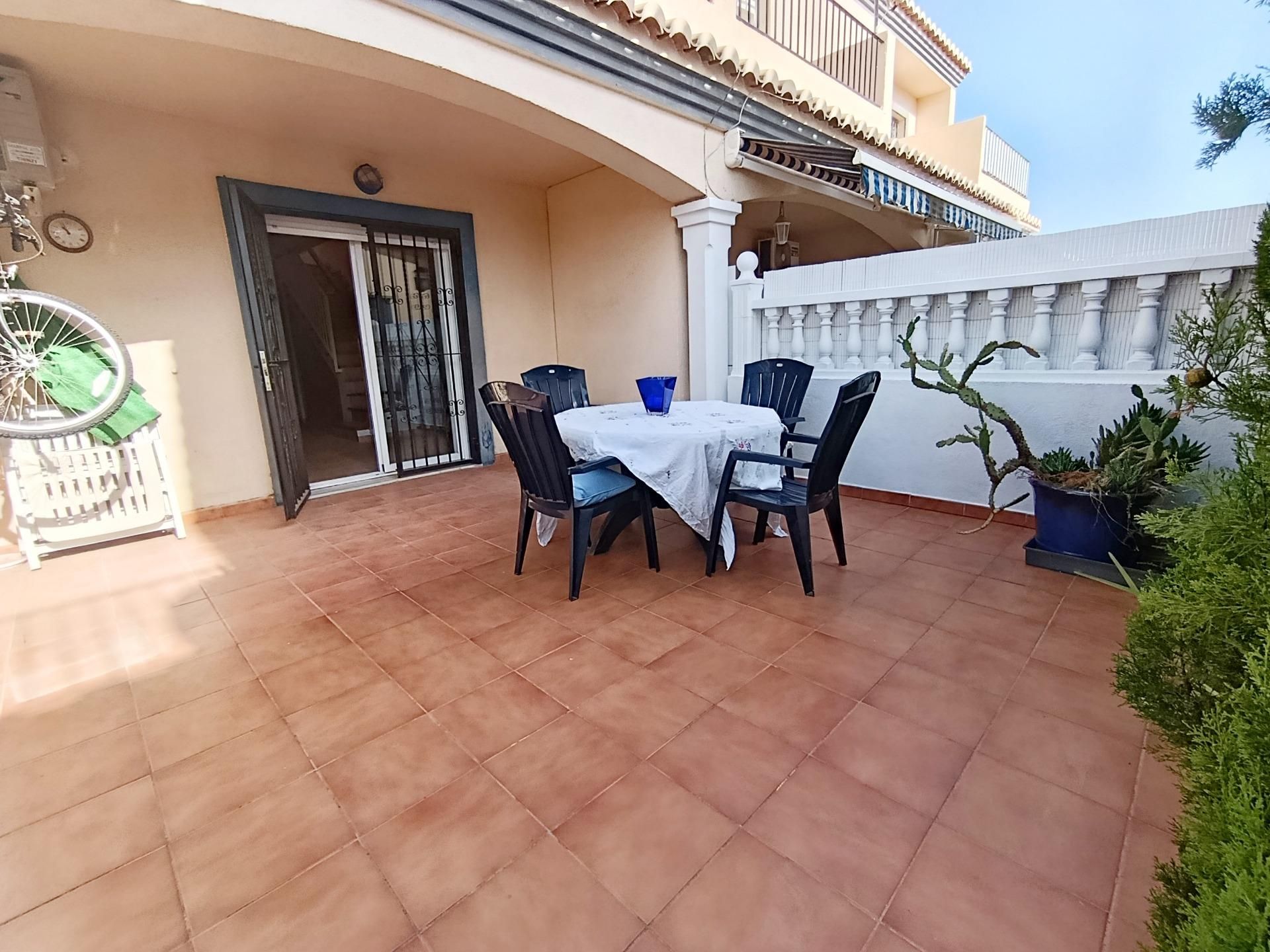 Terrassa de Casa adosada de lloguer en Els Poblets amb Aire condicionat, Calefacció i Jardí privat