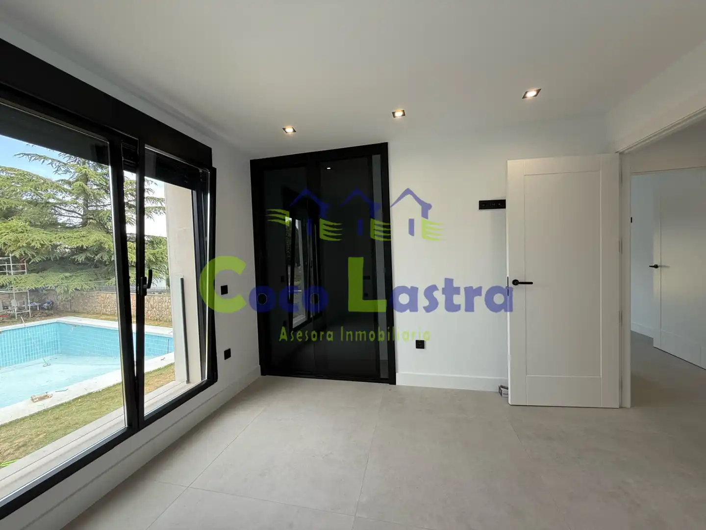Haus oder Chalet zum Verkauf in Villamayor mit Klimaanlage, Heizung und Privatgarten
