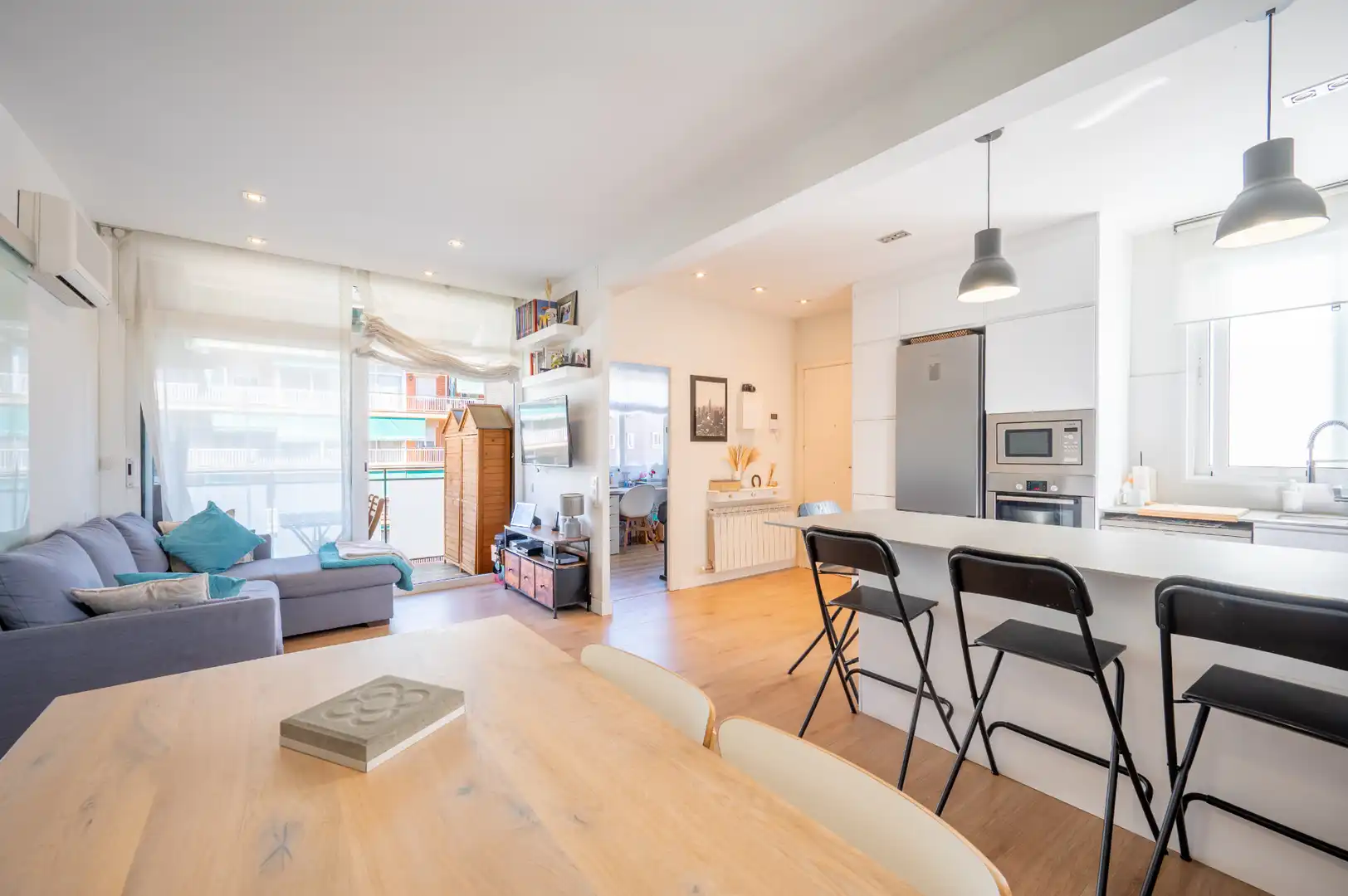 Sala de estar de Piso en venta en Barcelona con Aire acondicionado, Calefacción y Parquet
