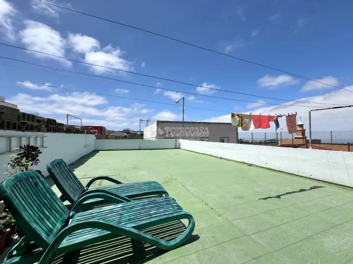 Terrassa de Casa adosada en venda en Las Palmas de Gran Canaria amb Traster i Balcó