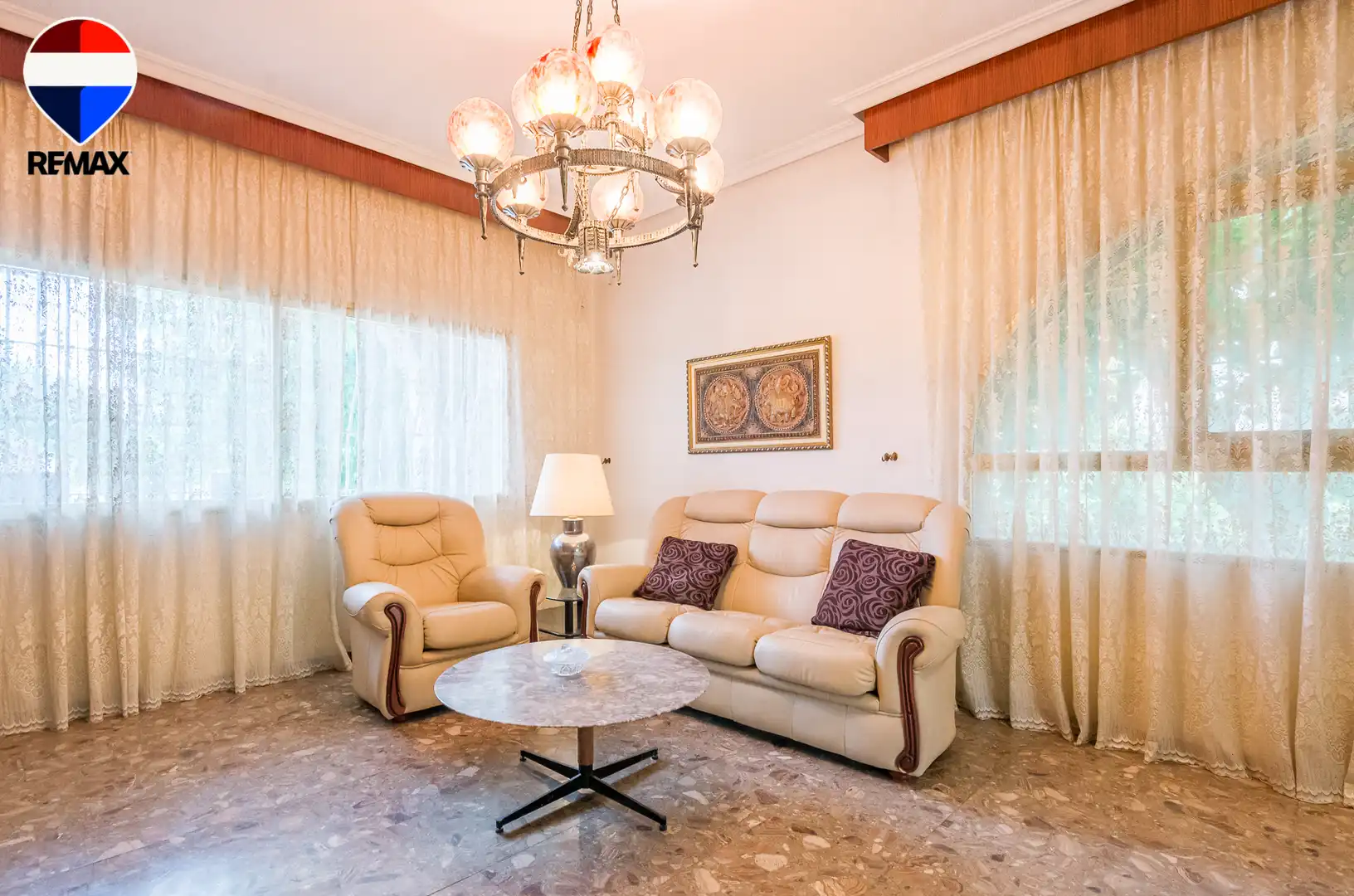 Sala d'estar de Casa o xalet en venda en Sant Joan d'Alacant amb Aire condicionat, Jardí privat i Terrassa
