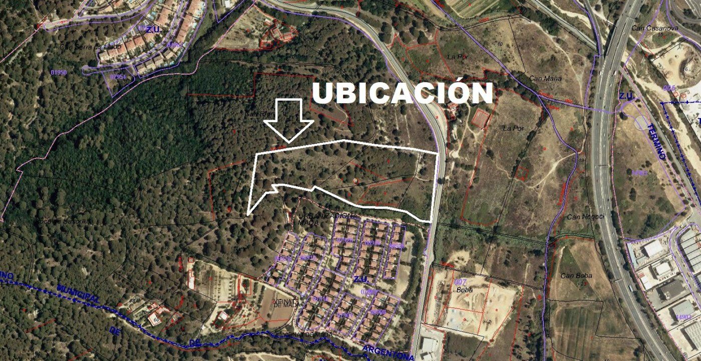 Land for sale in Argentona