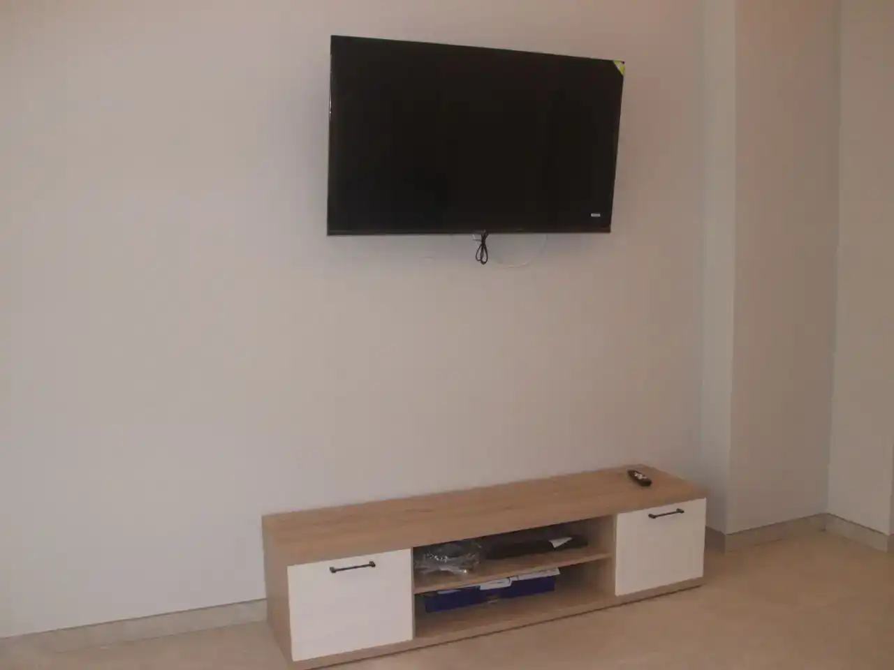 Sala d'estar de Planta baixa de lloguer en Valencia amb Aire condicionat i Moblat