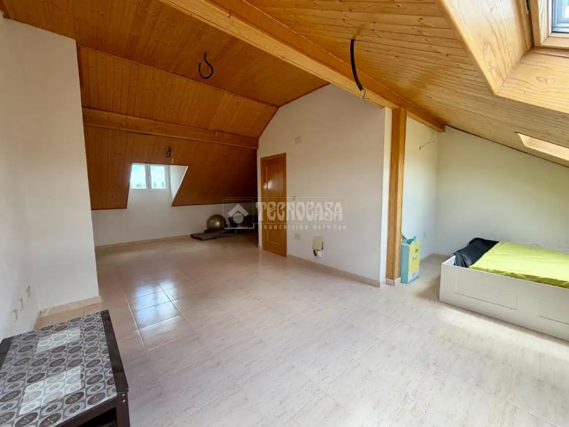 Detached homes for sale in Azuqueca de Henares