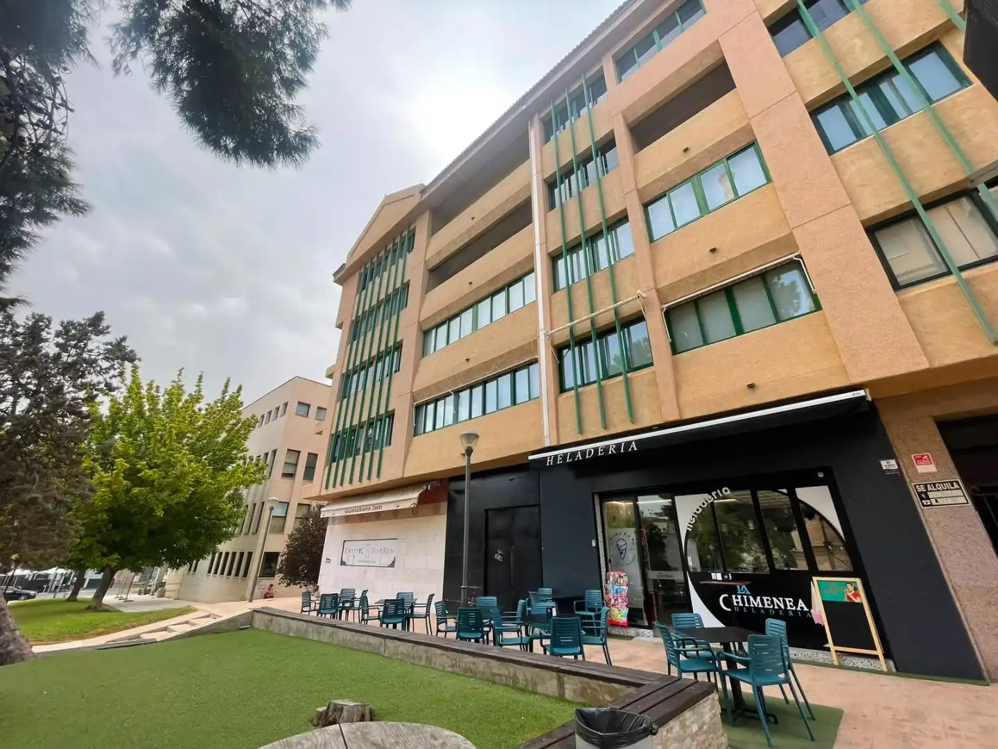 Außenansicht von Büro zur Miete in Molina de Segura mit Klimaanlage, Terrasse und Balkon