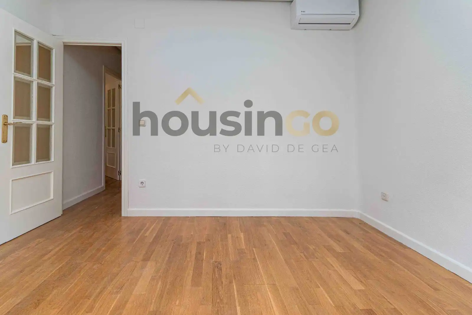 Flat for sale in Madrid  with Air Conditioner, Heating and Parquet flooring