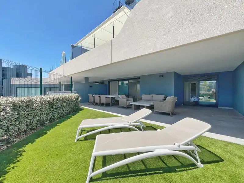 Terraza de Planta baja de alquiler en Estepona con Aire acondicionado, Jardín privado y Terraza