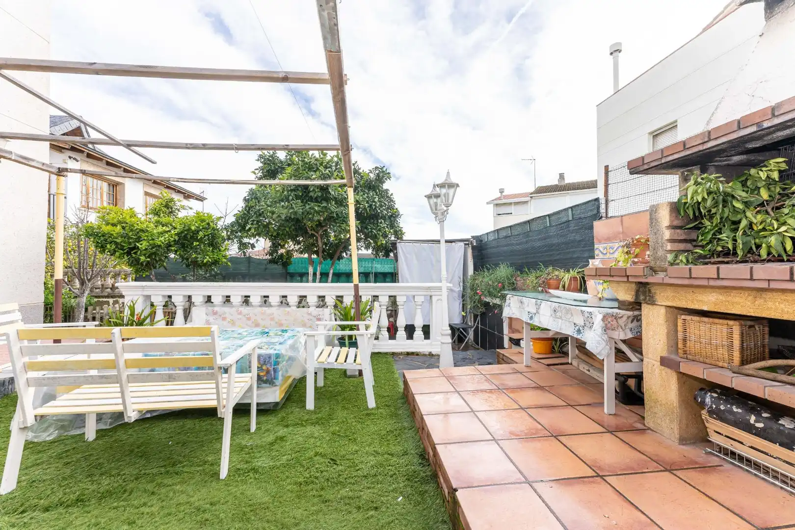 Terrassa de Casa o xalet en venda en Viladecans amb Aire condicionat, Calefacció i Jardí privat