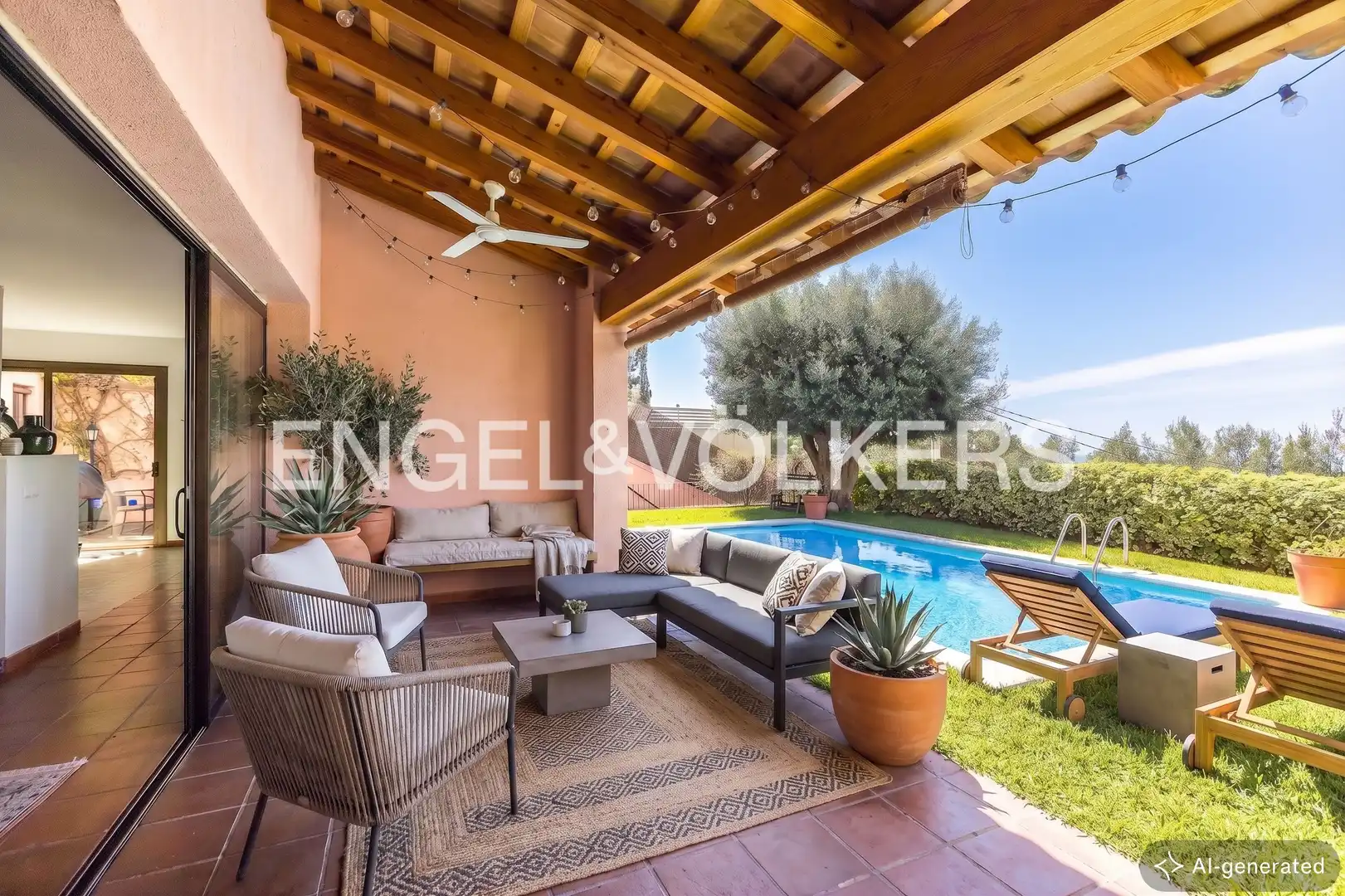 Terrassa de Casa o xalet en venda en Sitges amb Aire condicionat, Calefacció i Jardí privat