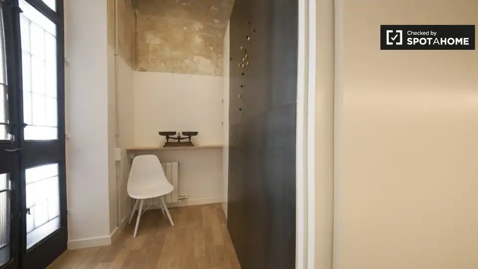 Flat with terrace to rent in Gràcia, imagen 3