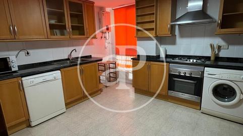 Foto 3 de Piso de alquiler en C/ de Sant Vicent Màrtir, La Raïosa,  Valencia Capital