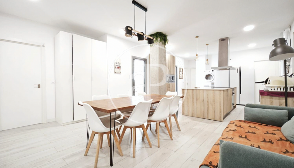 Photo 1 of Flat for sale in C/ de Gorgos, La Bega Baixa - Plaza Xúquer, Valencia