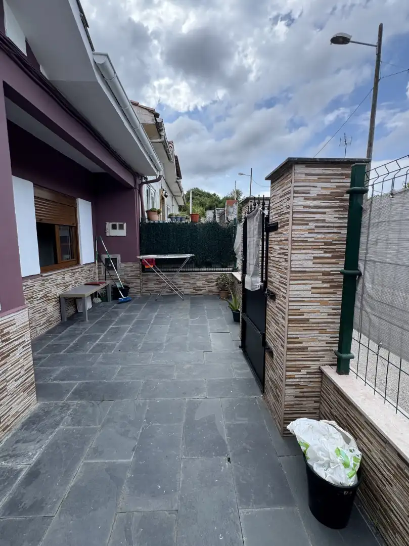 Terrassa de Casa o xalet en venda en Avilés