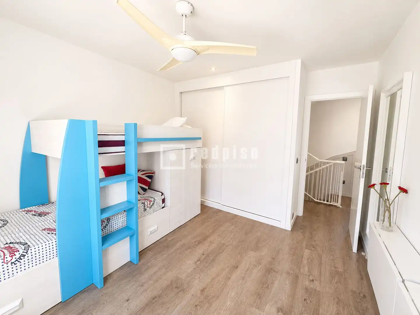 Habitación de Casa o chalet en venta en Rivas-Vaciamadrid con Aire acondicionado, Calefacción y Jardín privado
