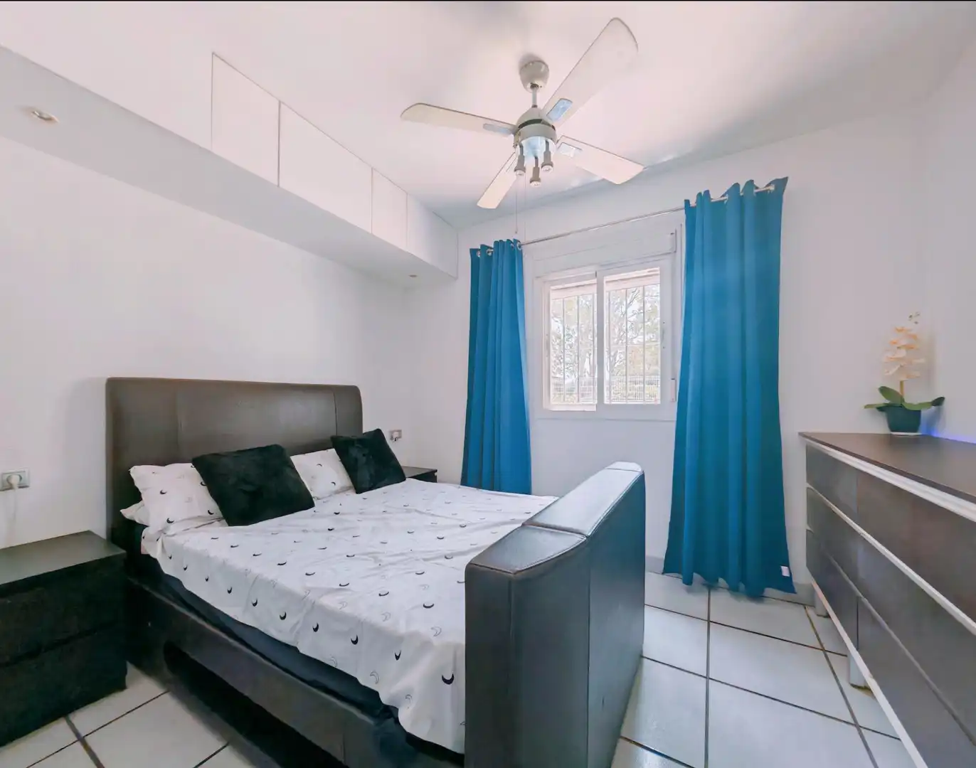 Bedroom of Houses for sale in Chiclana de la Frontera  with Air Conditioner, Swimming Pool and Furnished