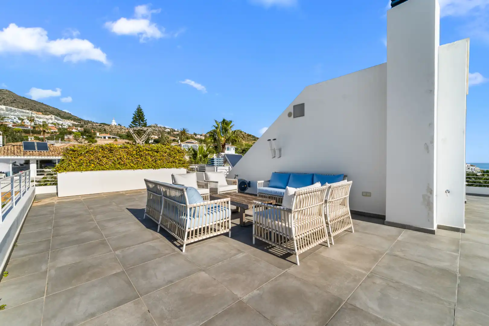 Terrassa de Casa o xalet en venda en Benalmádena amb Aire condicionat, Calefacció i Jardí privat